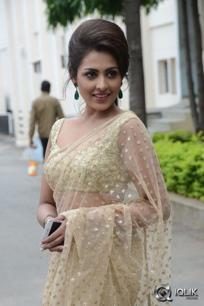 Madhu-Shalini-at-Cheekati-Raajyam-Movie-Press-Meet